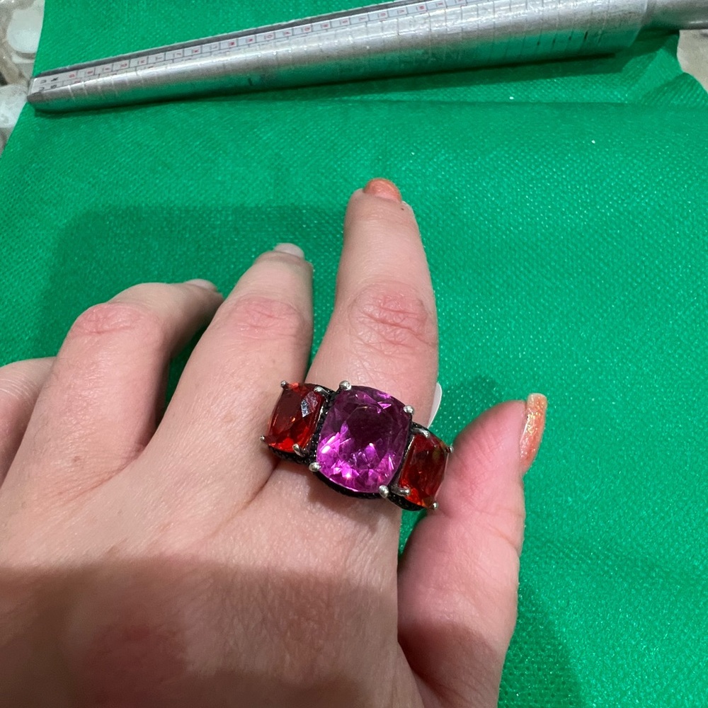 New listing- Ruby sterling silver ring - Picture 11 of 13